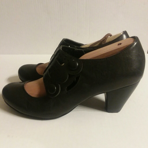 sbicca california size 7 black leather kitty - Picture 3 of 6